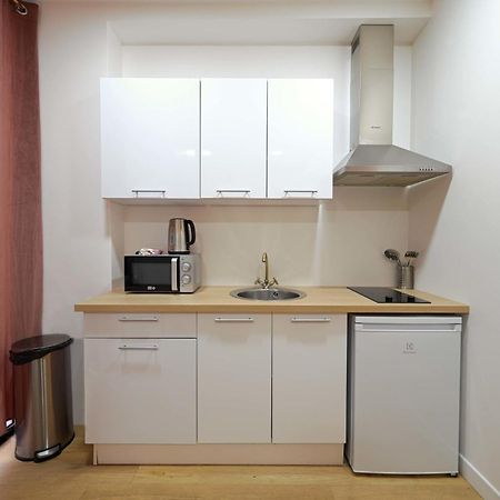 Modern Renovated Studio With A Touch Of Gilded Glamour Central Paris 아파트 외부 사진